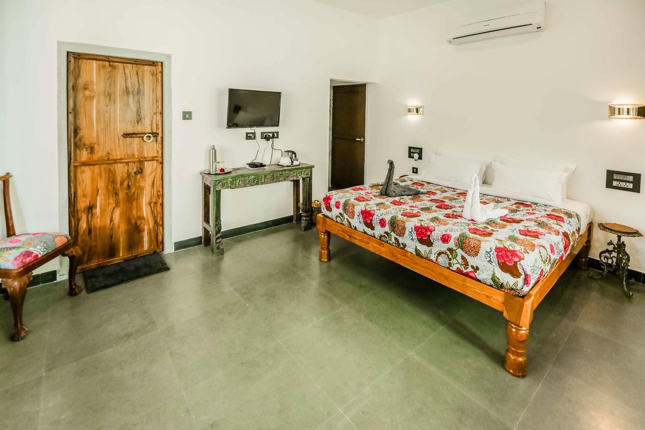 The Neem Tree Bed and Breakfast Udaipur Esterno foto